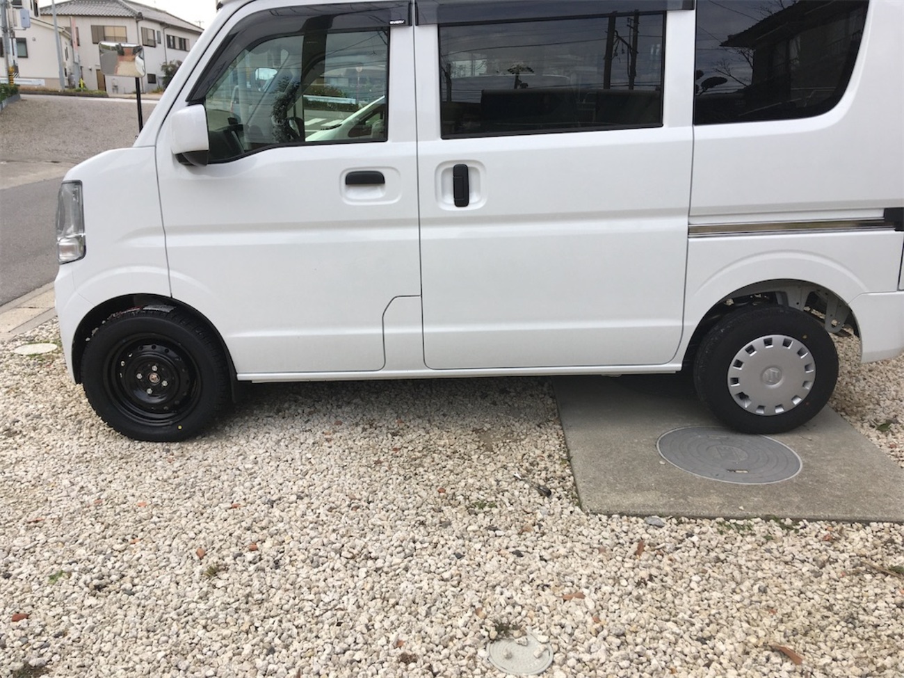 エブリイDA17Vに、スタッドレス155/65R14を取り付け - shinjoさんの 
