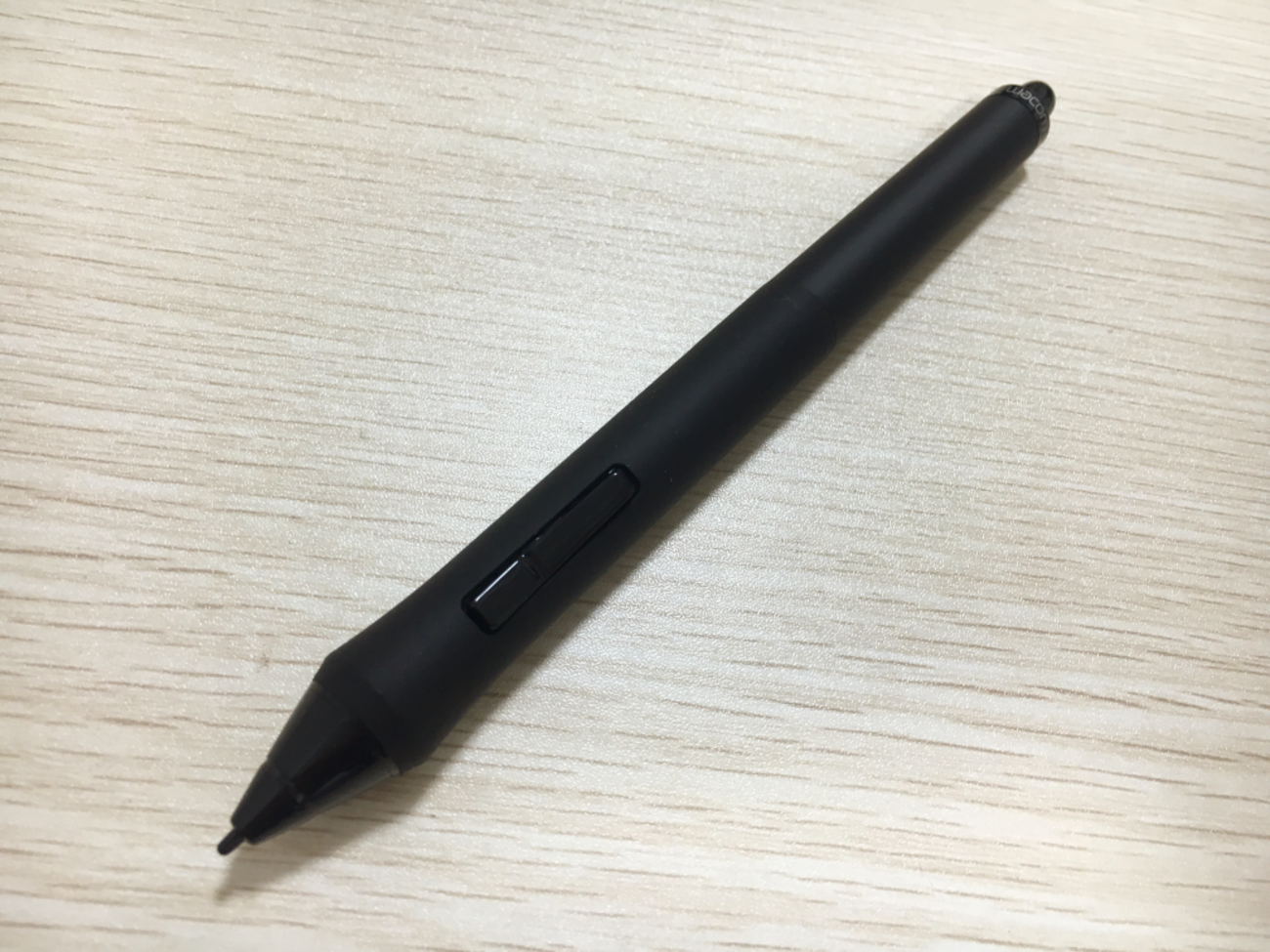 新旧両方の板タブ・液タブで使える「Wacomグリップペン」 - わた