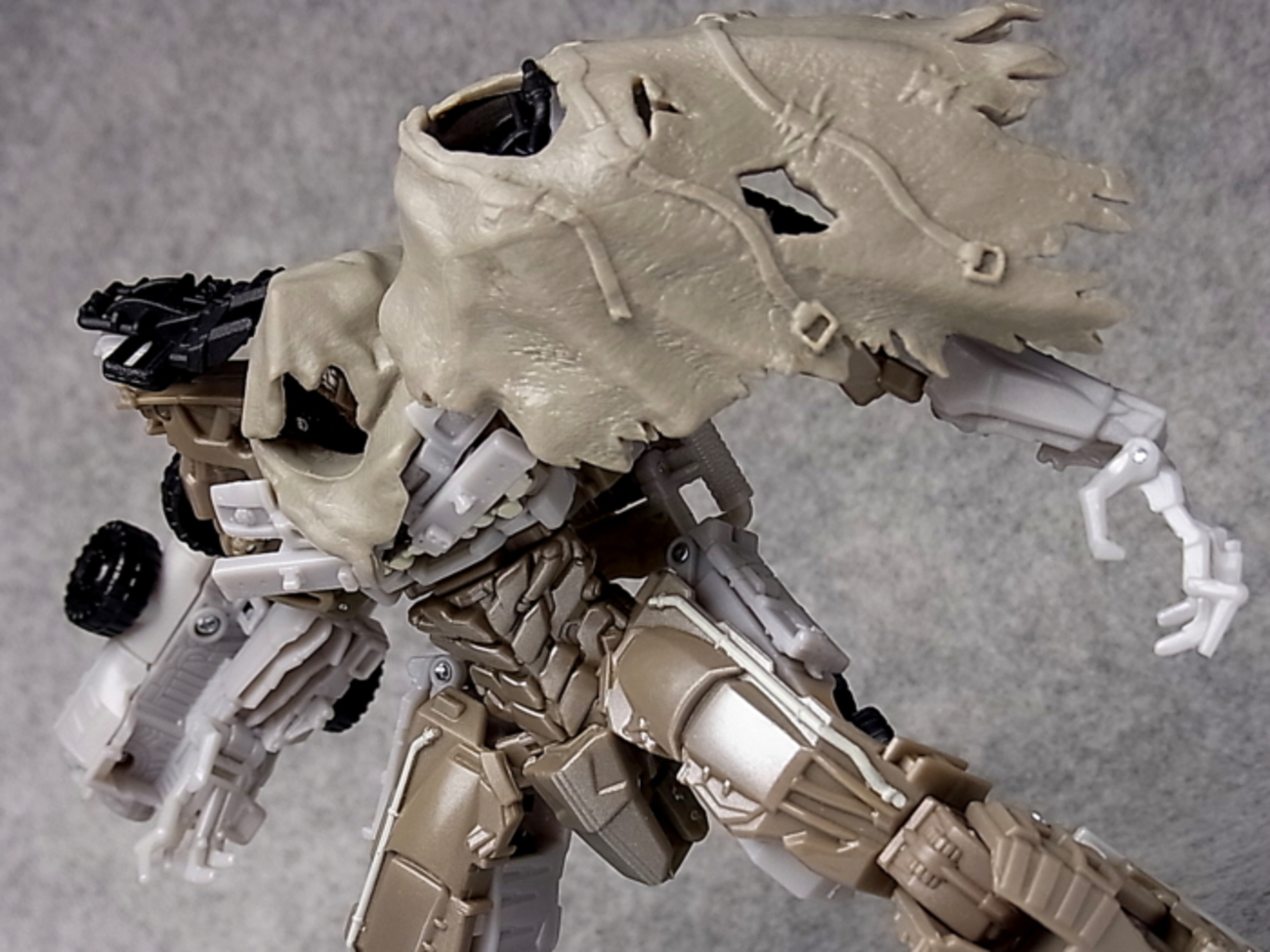 トランスフォーマー ダークサイド・ムーン メガトロン レビュー - YOの 