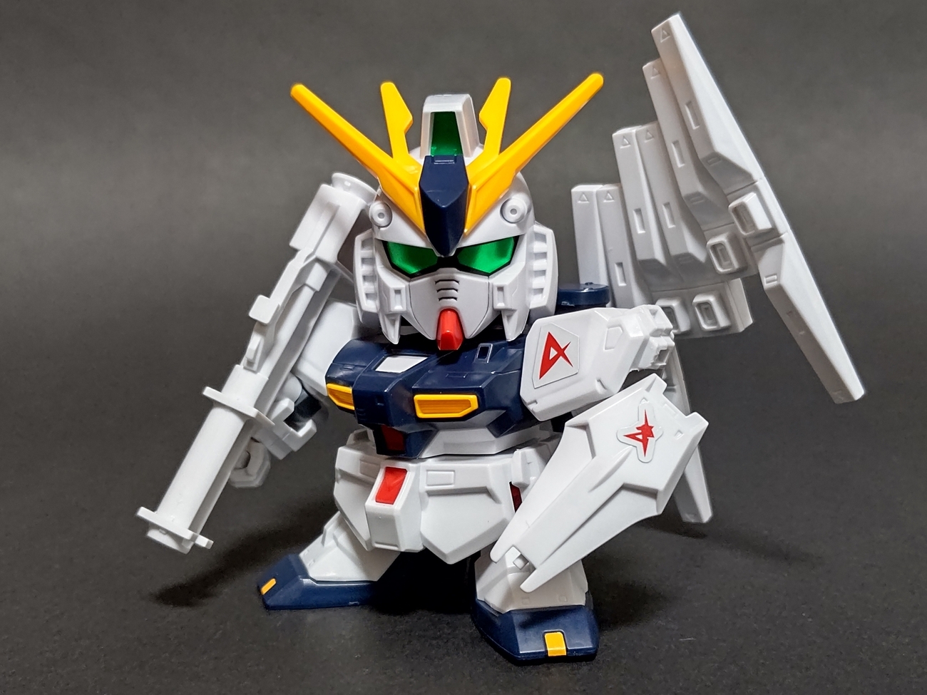 νガンダム NXEDGE STYLE [MS UNIT] Hi-νガンダム -Special Color Edition