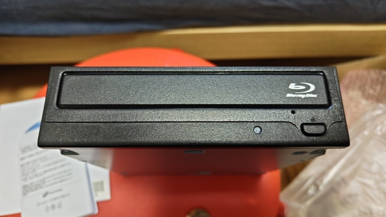BDドライブを新調(HLDS BH14NS58)したけど残念だった話（追記2あり 