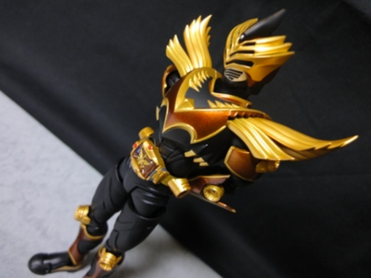 S.H.フィギュアーツ 仮面ライダーオーディン レビュー - 不肖不精な置 