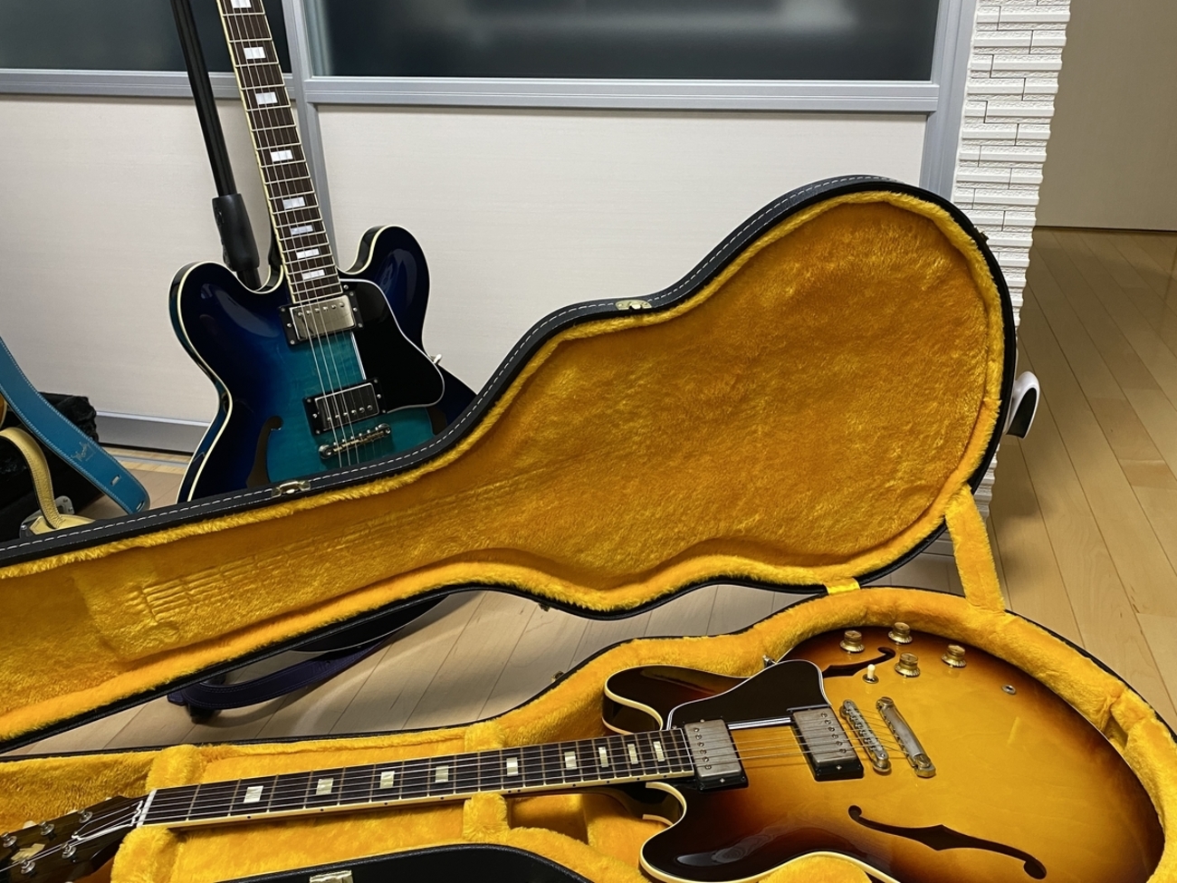 ES335タイプモデル　チブソン　使えます 現行のGibson ES-335、それぞれどんな感じ？│Jazz Guitar Life