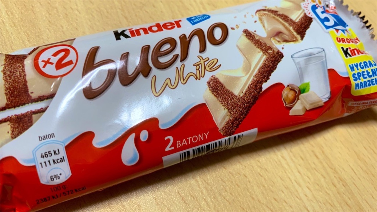 Ferrero（フェレロ）の「Kinder bueno white（キンダー・ブエノ