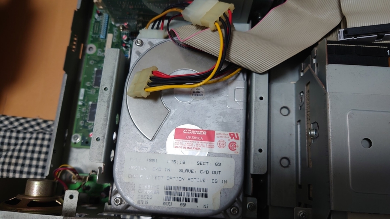 PC-98上でIDEドライブの容量を縮小するFDloaderアプリ PC98 Xa7 本体 A 