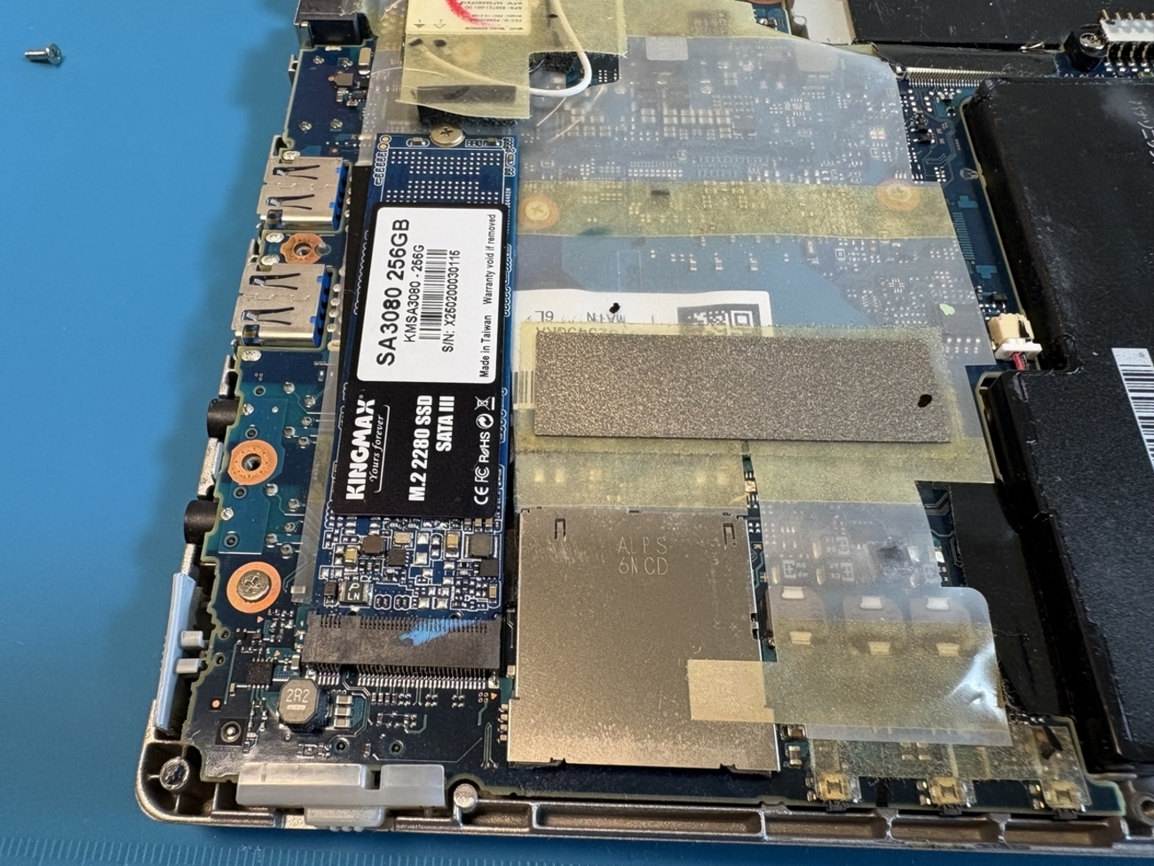 ジャンクLet's note CF-MX5 【M.2 SSD取り付け】 - なかやんブログ