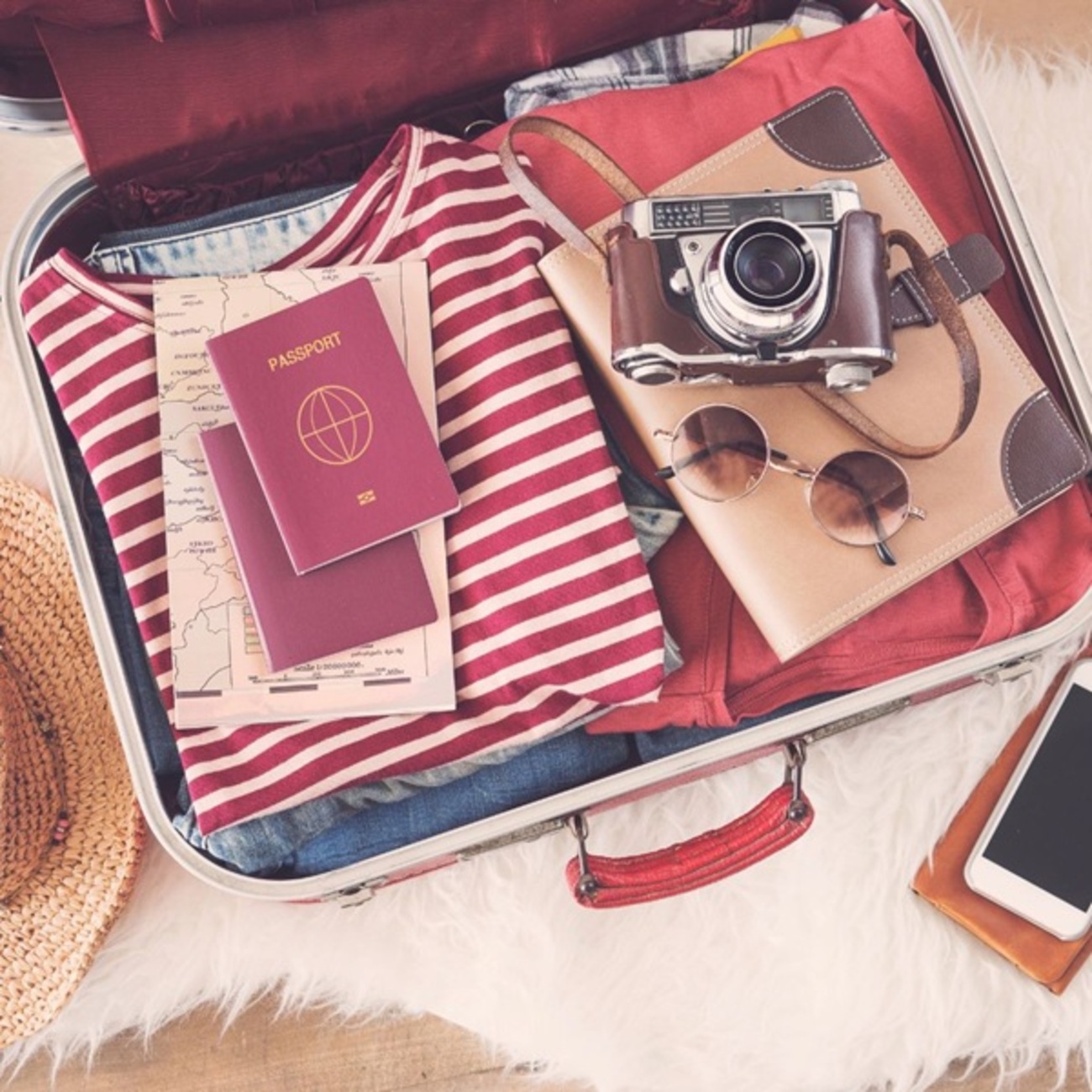 KAT-TUN CAST ネックピロー　バスタオル　ツアーバック KAT-TUN CAST ネックピロー バスタオル ツアーバック KAT-TUN バスタオル