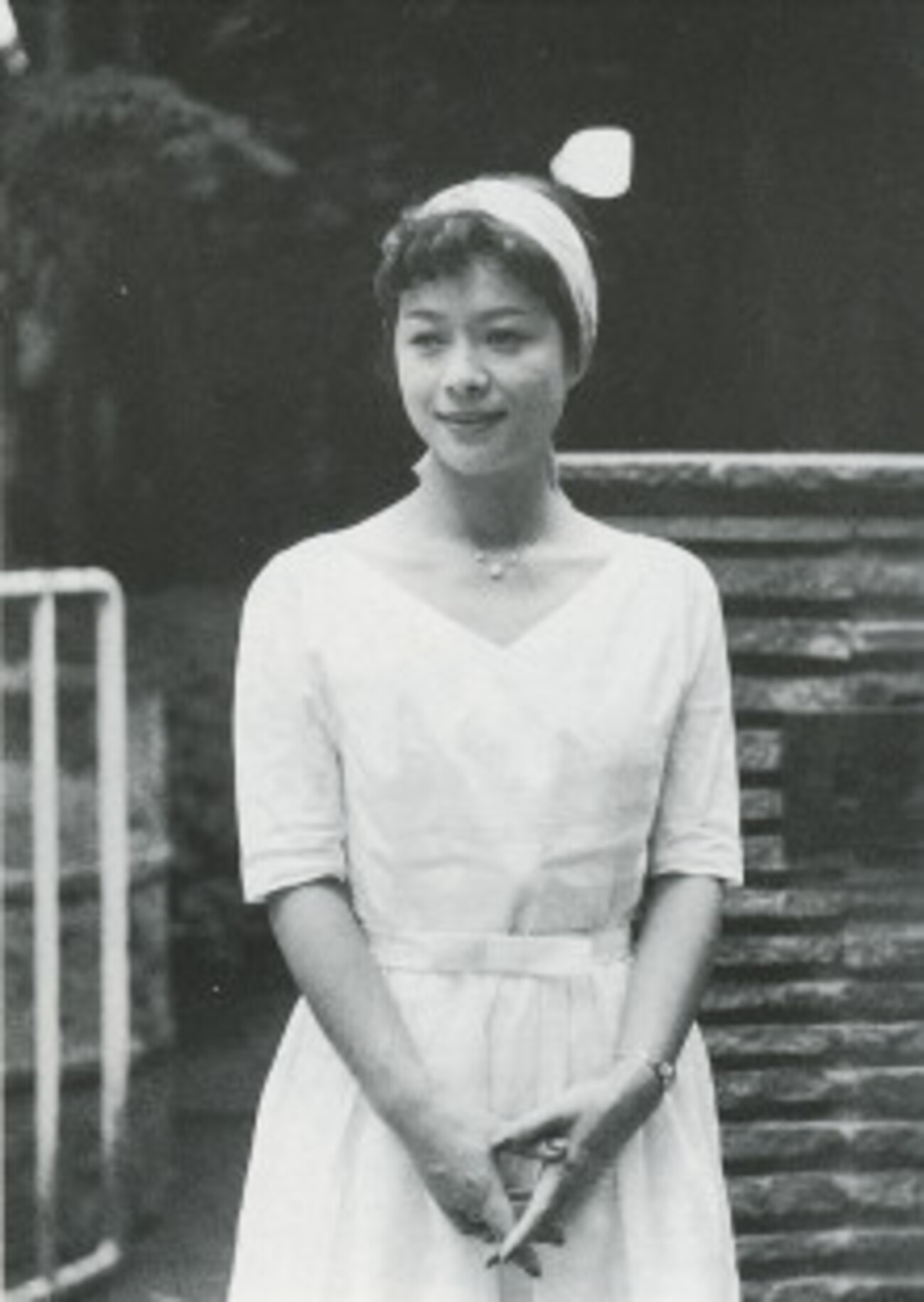 加藤治子(00)