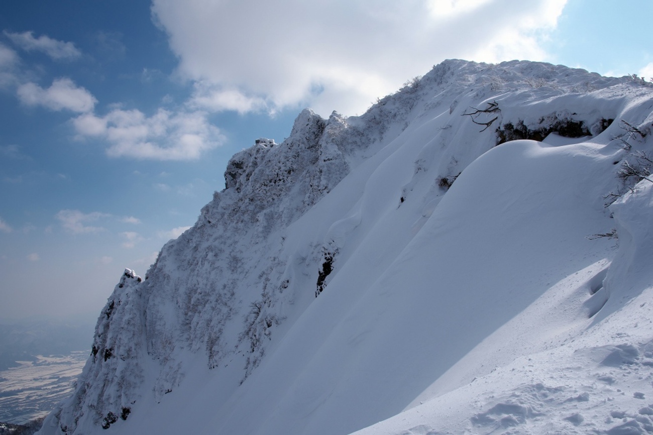 磐梯山 第33回・第29回山開きと1981年の山開き ペナント型と盾型の布セット 第68回磐梯山開き(6月15日へ延期）（2025.06.06） | 磐梯山
