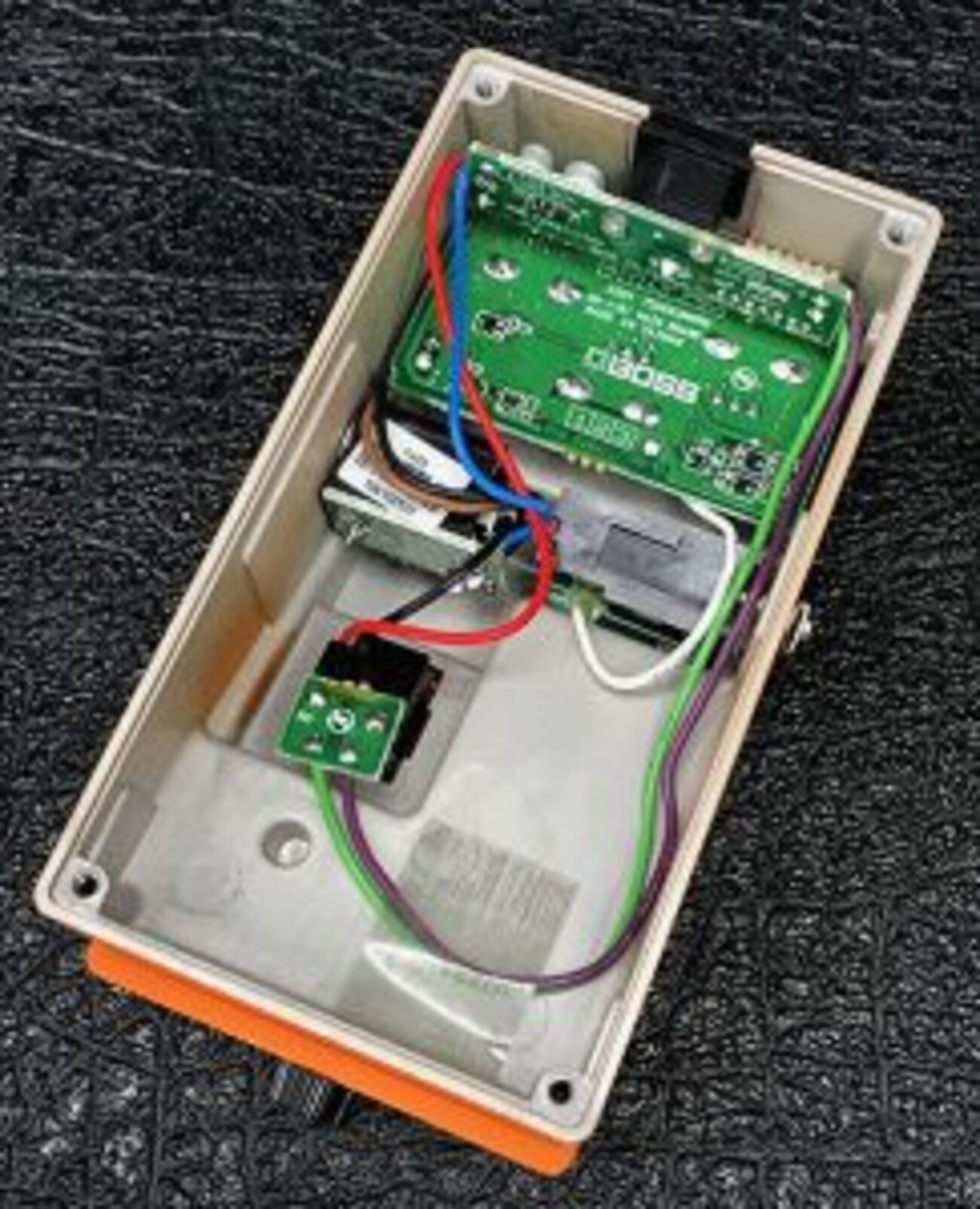 ギター】【エフェクター】Boss DS-1 チップ基盤化 - Liva's anything