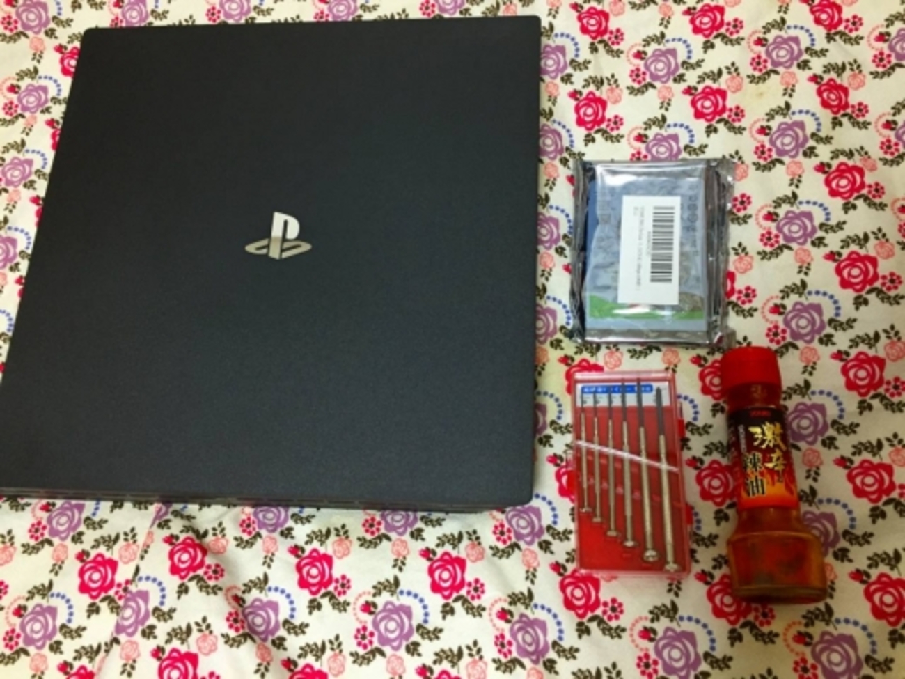 PS4ProのHDDを2TBのSSHDに換装した - 絶対SIMPLE主義