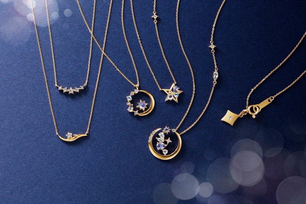 4℃のクリスマスジュエリー2020、聖夜に輝く星&月モチーフのネックレス 