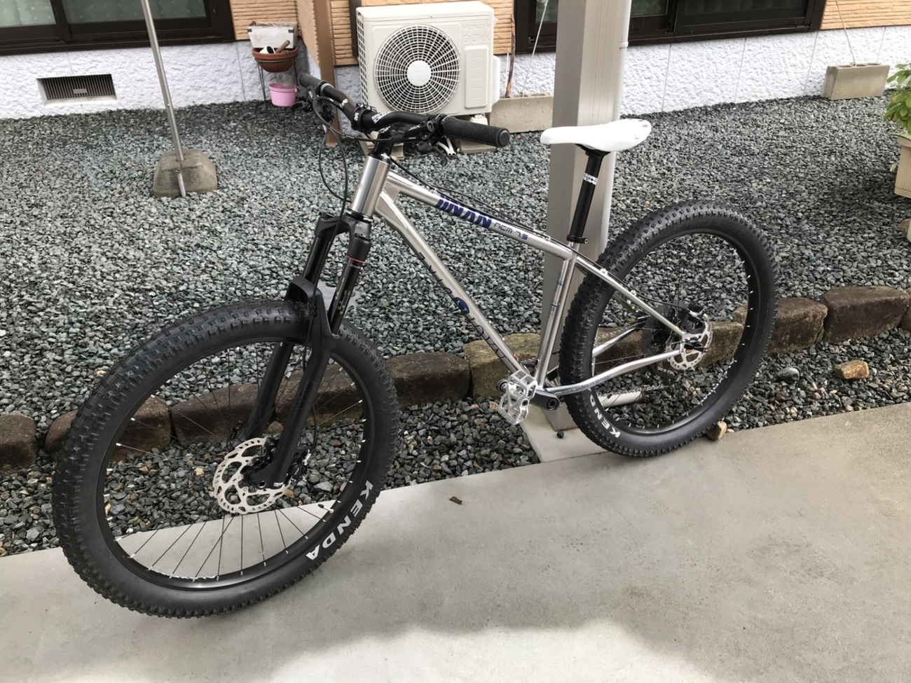 NAGI BIKE NCM 7.5 で林道ラン。先日走った林道の､未走行部分を走る 