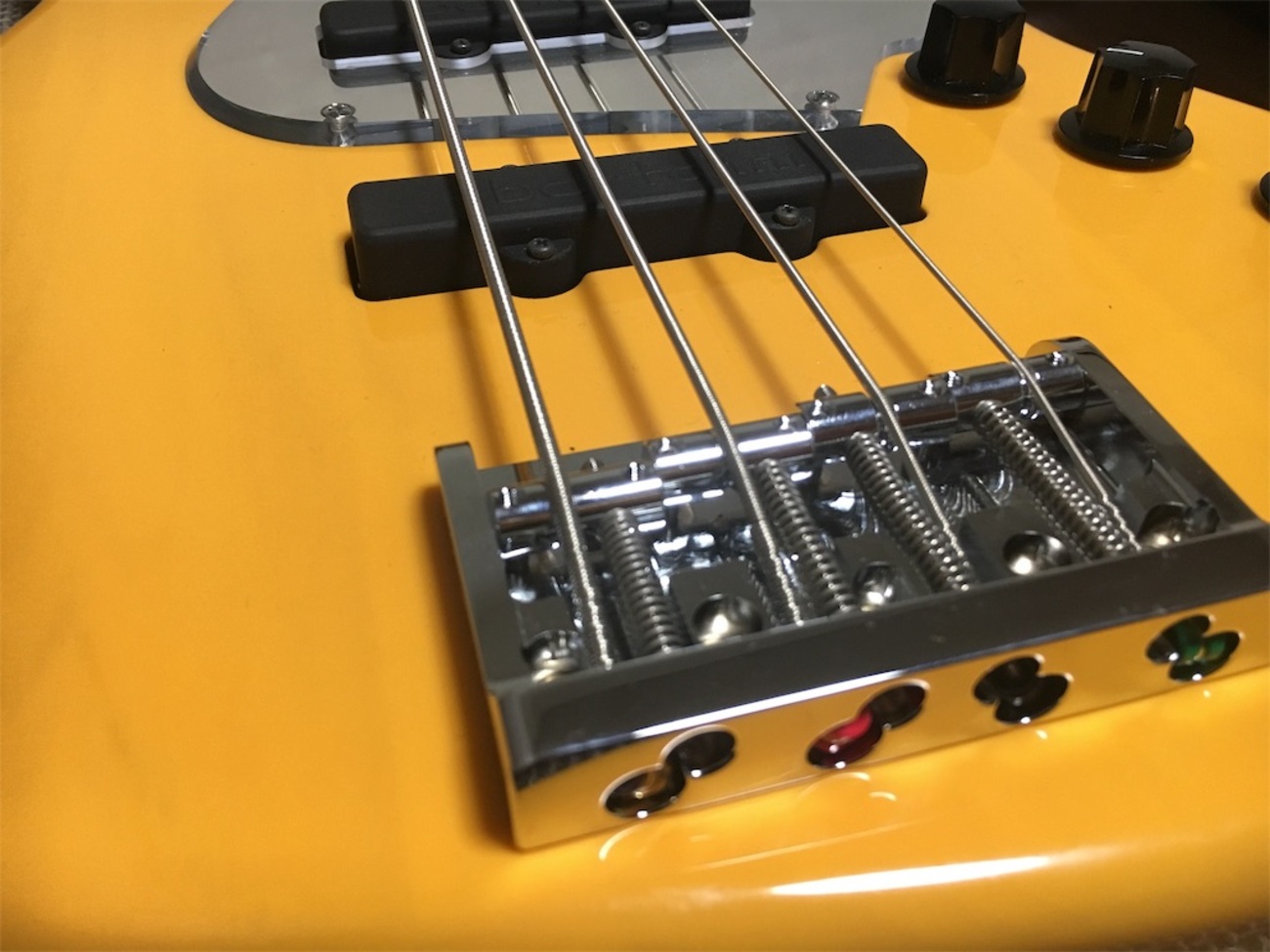 KenKen mini bass “Buddy For Life” のピックアップ交換、ブリッジ交換 