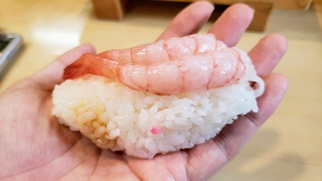 この寿司、通常の3倍はデカイぞ…！ 江戸時代からサイズを変え