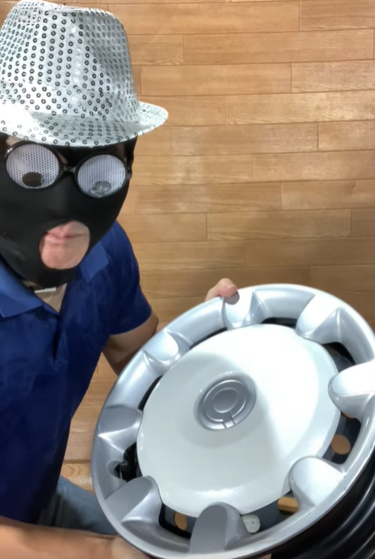 ダイハツ新型ムーヴキャンバス純正スチールホイール＋専用ホイール 