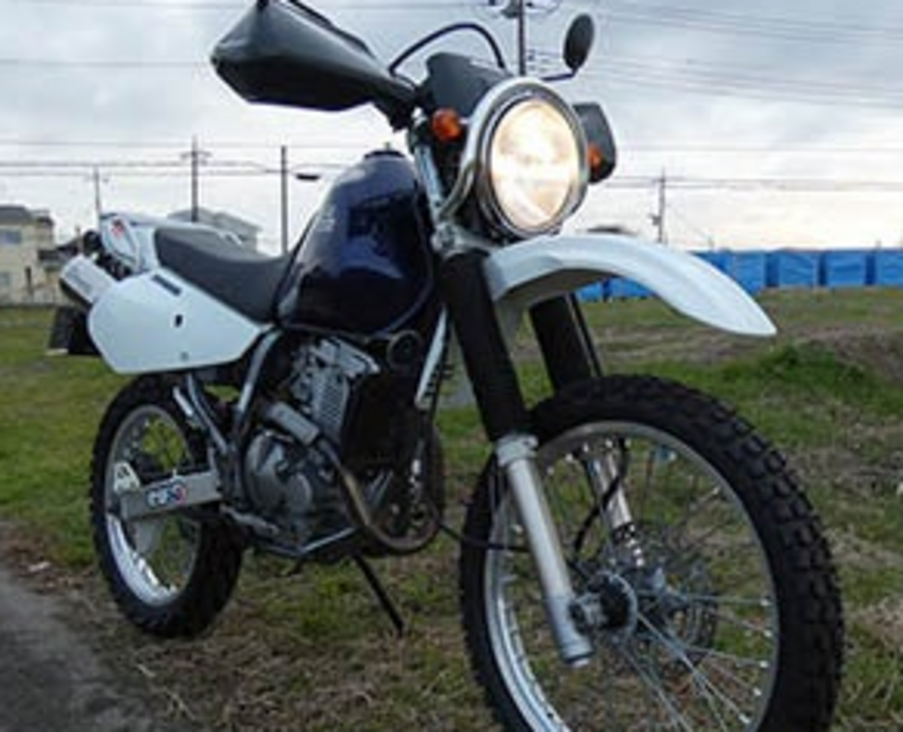 ジェベル250XCのジェネレーター交換費用はどのくらいかかる 