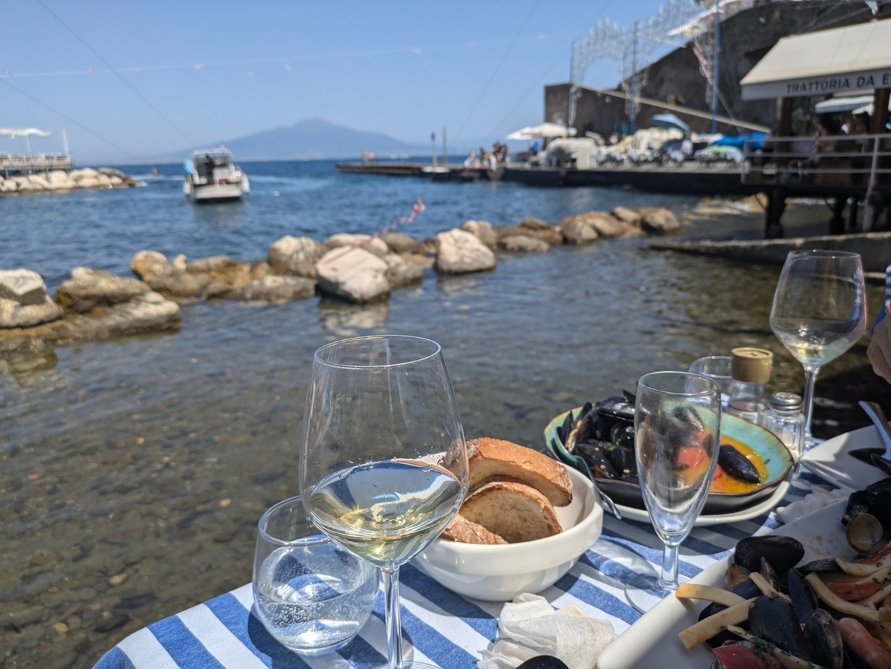 イタリアの港 backend=imagemagick;version=1;