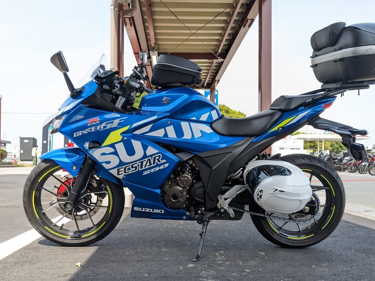 ジクサーSF250に乗り換えたのでファーストインプレッション - Materialz