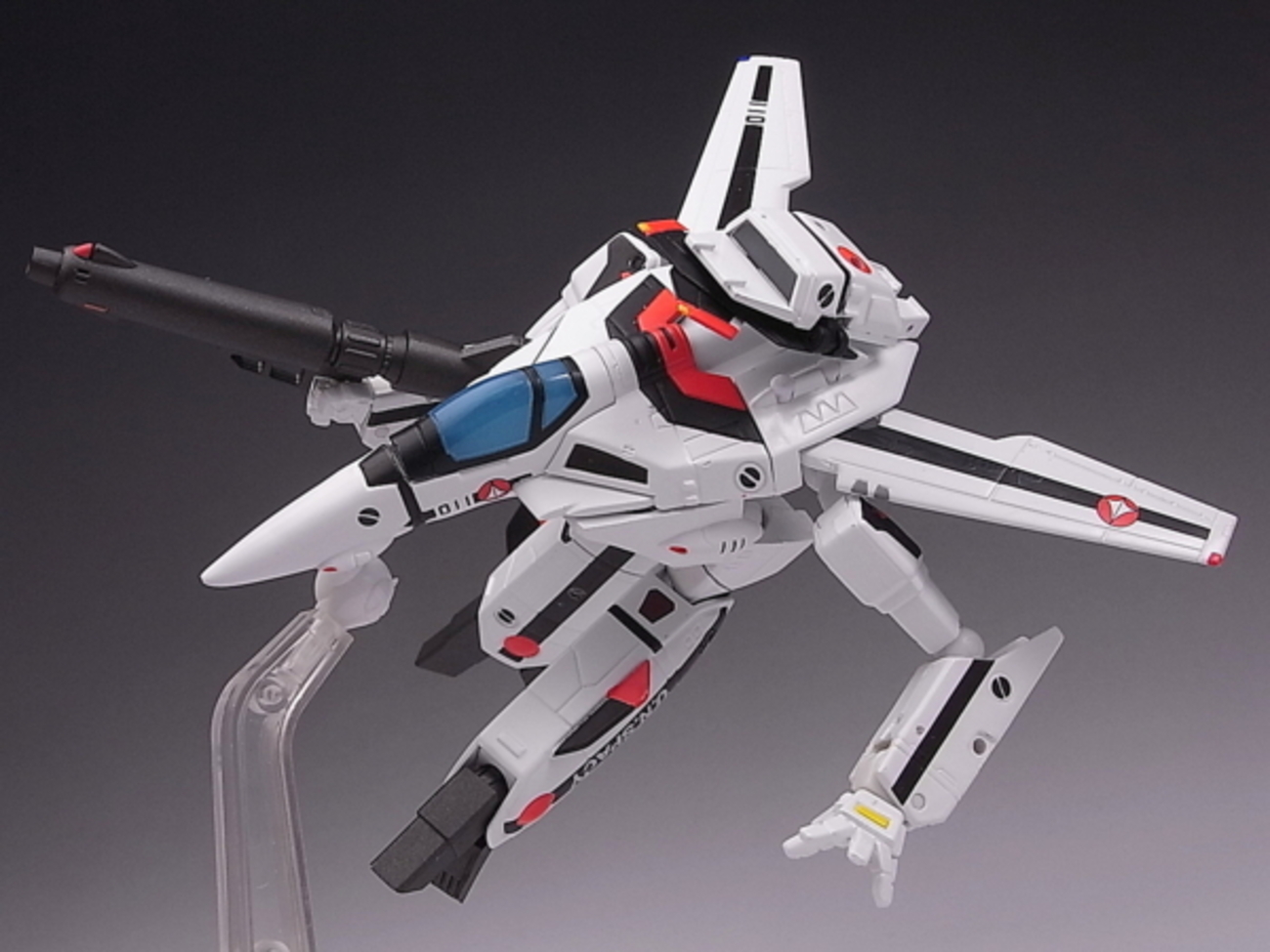 海洋堂 リボルテックヤマグチ 三段変形バルキリー VF-1A 【一条輝機 
