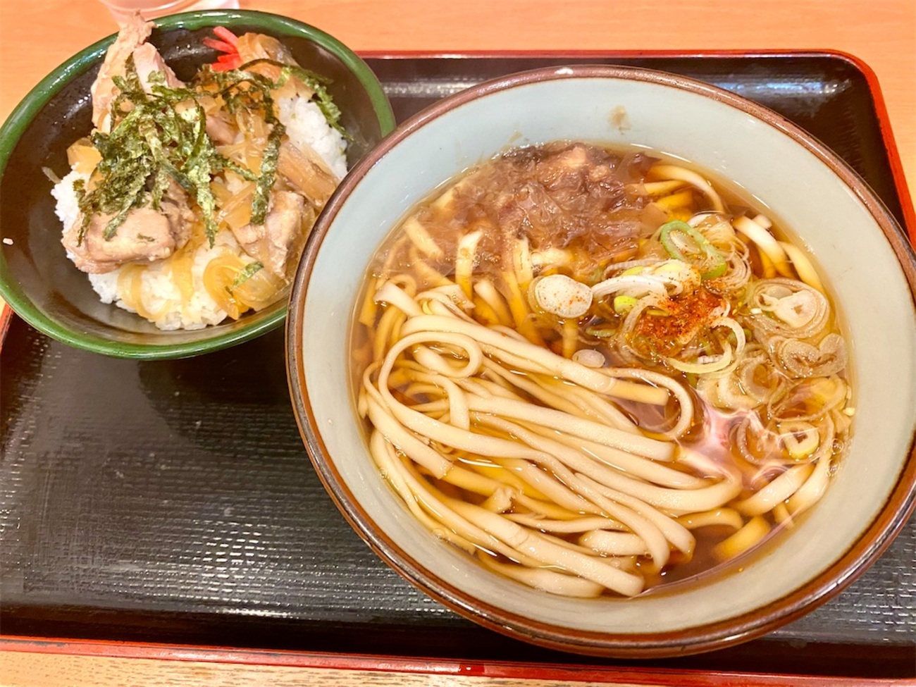 そばうどん元長（百合ヶ丘）うどん定食〔鶏丼〕 - 音•麺•酒