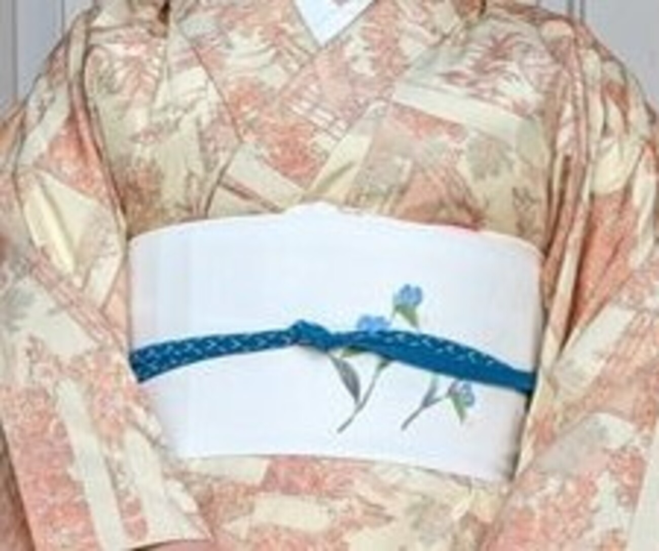 着物でお稽古に 61, 62 十日町紬の単衣 - 季節の草花と一緒にお茶でも