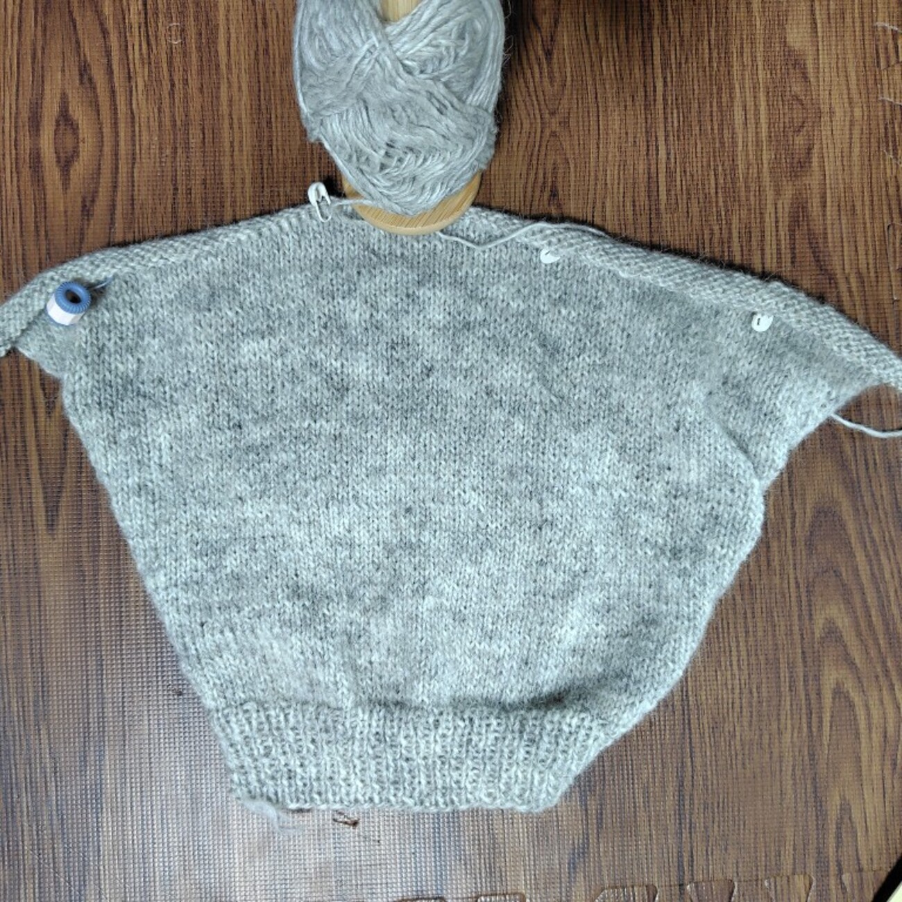 さわちょん様専用】もみの木カーディガン もみの木カーディガン｜左袖の