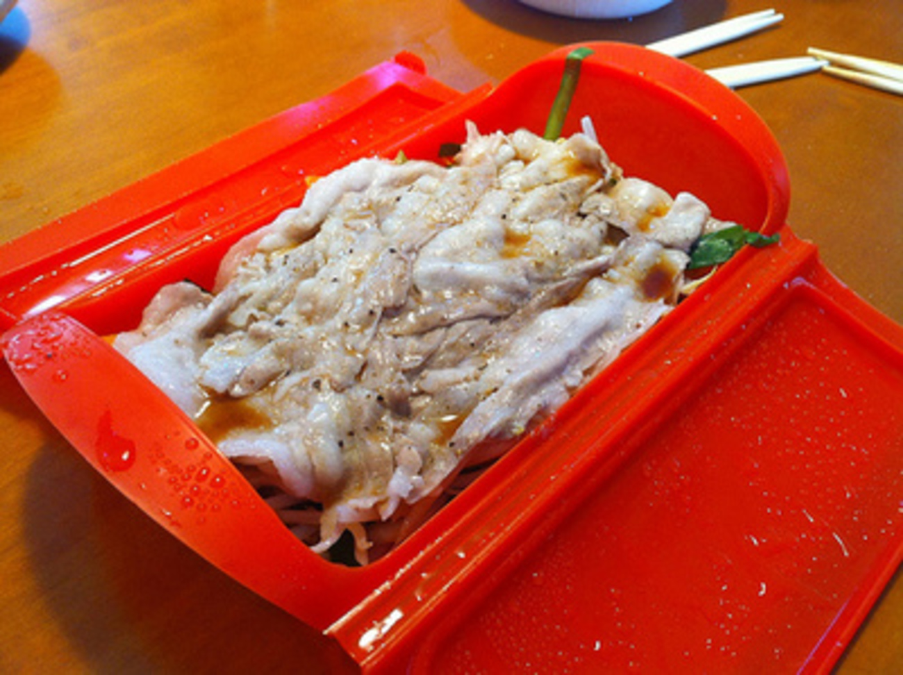 (未使用･未開封品)　ワールドクリエイト ViV シリコンスチーマー 蒸し器 レンジ調理器 クアトロ パプリカレッド 59622 og8985z Amazon｜ワールドクリエイト ViV シリコンスチーマー 蒸し器