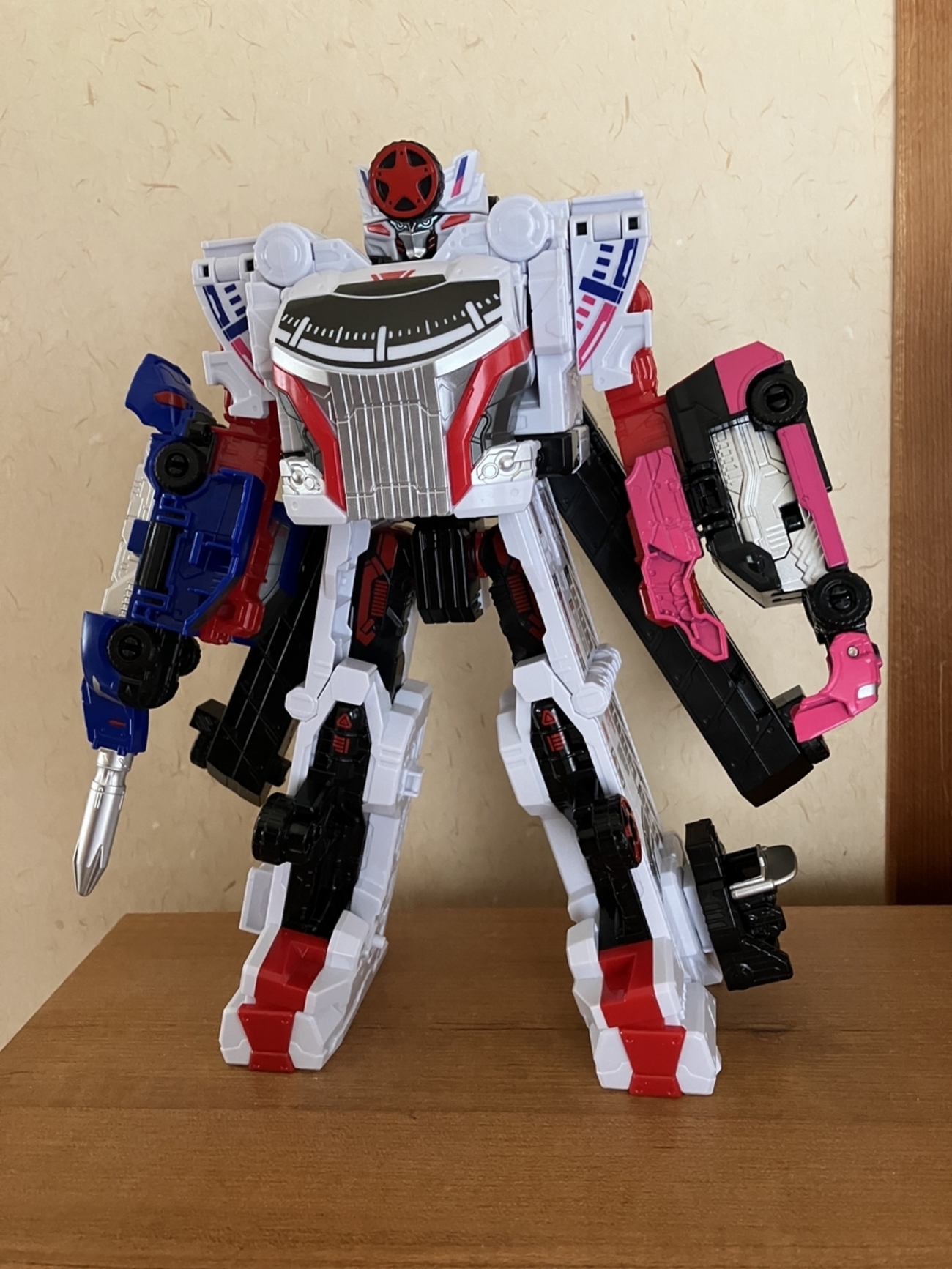 ブンブンジャー戦隊ロボ 81p5uN6PR5L._UY300_.jpg