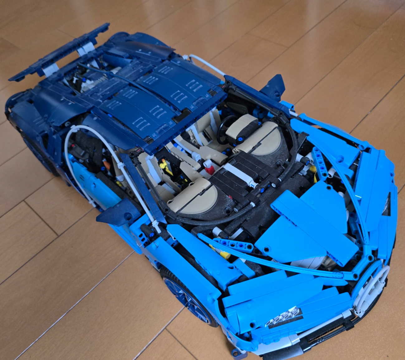 レビュー】レゴ テクニック ブガッティ・シロン 42083を組み立ててみた 