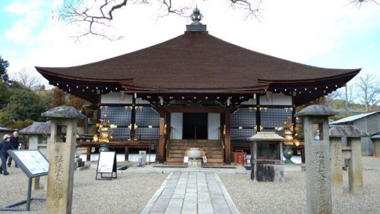 井堂雅夫　京都名景　十二ヶ月　六月　涼雨仁和寺 idou-odou-01.jpg