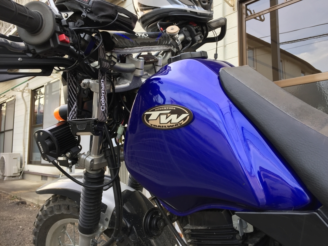TW200のタンク容量を増やした - 鈍速巡航