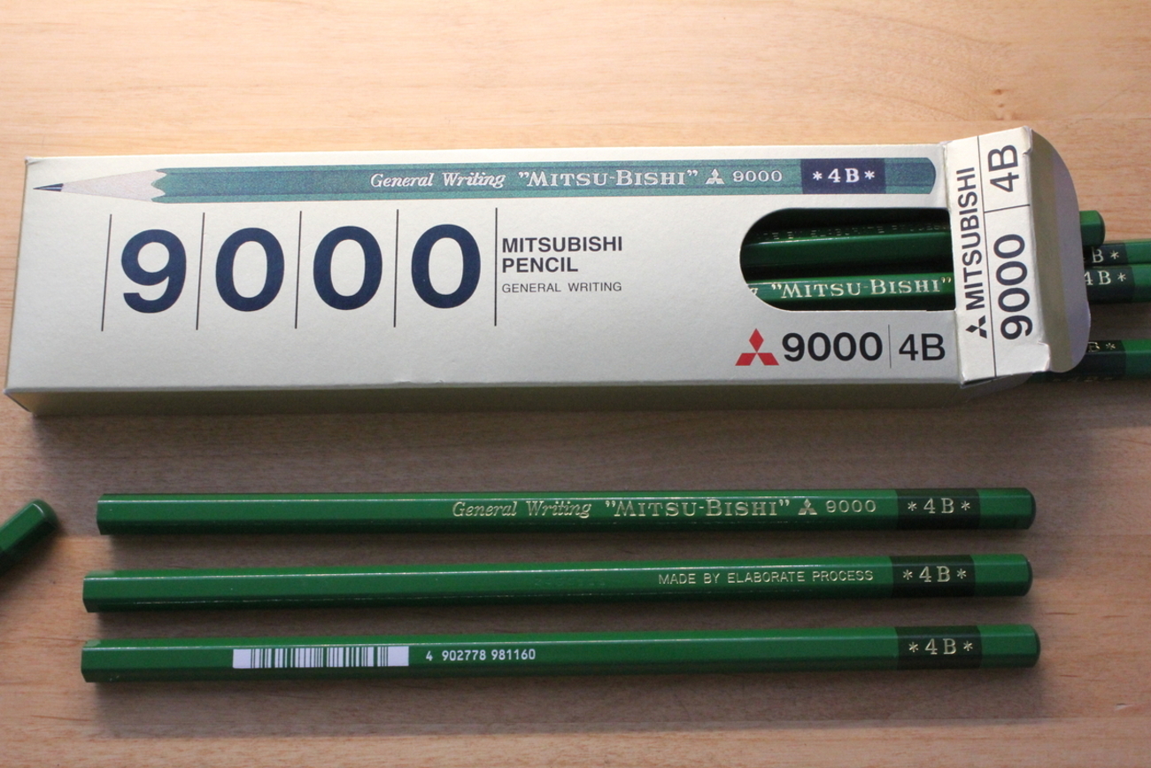新品未使用　三菱鉛筆　9000 4B 11ダース Amazon | 三菱鉛筆(Mitsubishi Pencil) 鉛筆 9000 4B 1ダース