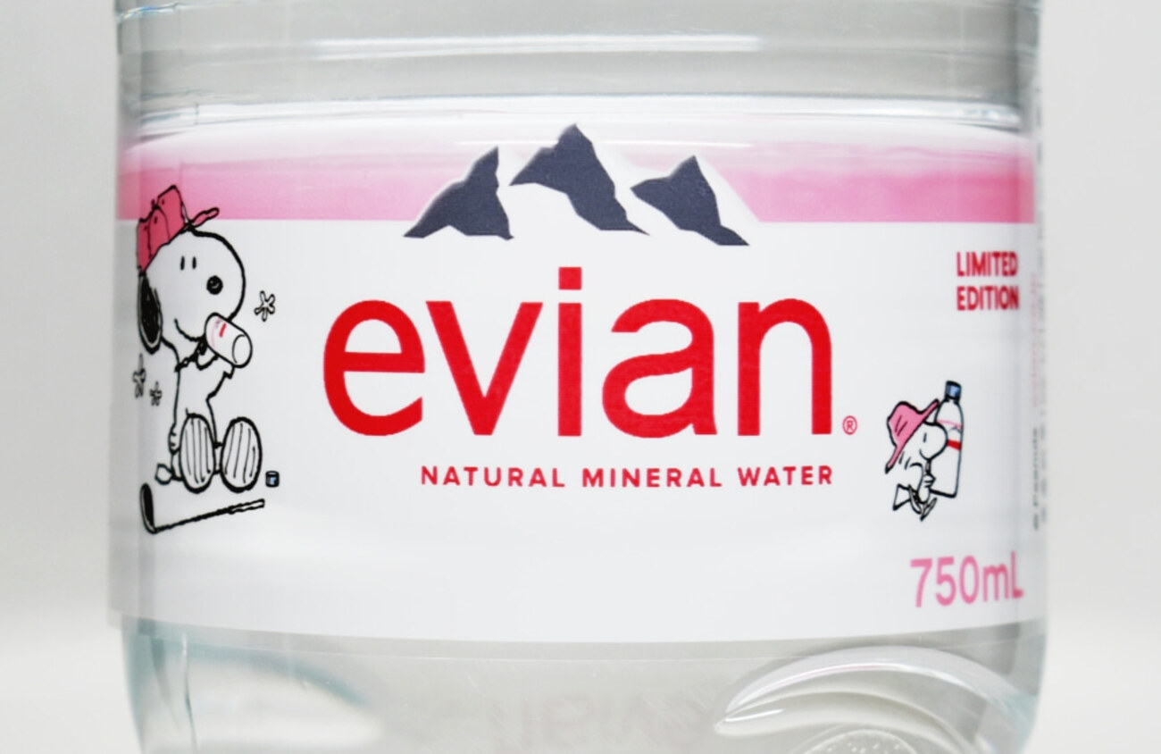 エビアン（evian）ミネラルウォーターは日本人にとってどんな水？時代