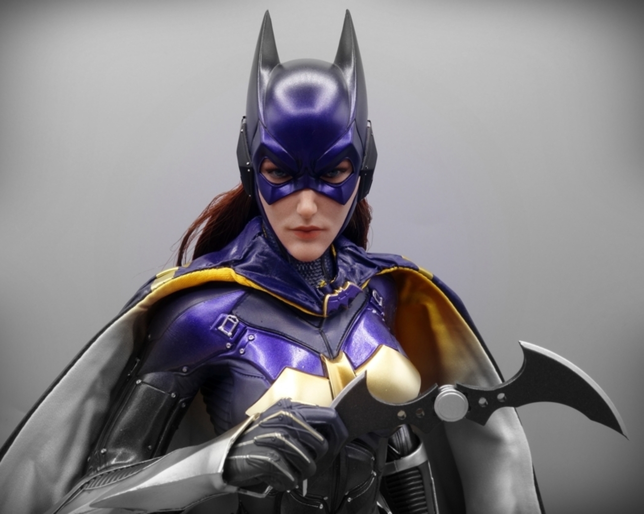 HOTTOYS 『バットマン：アーカム・ナイト』バットガール（パープル 