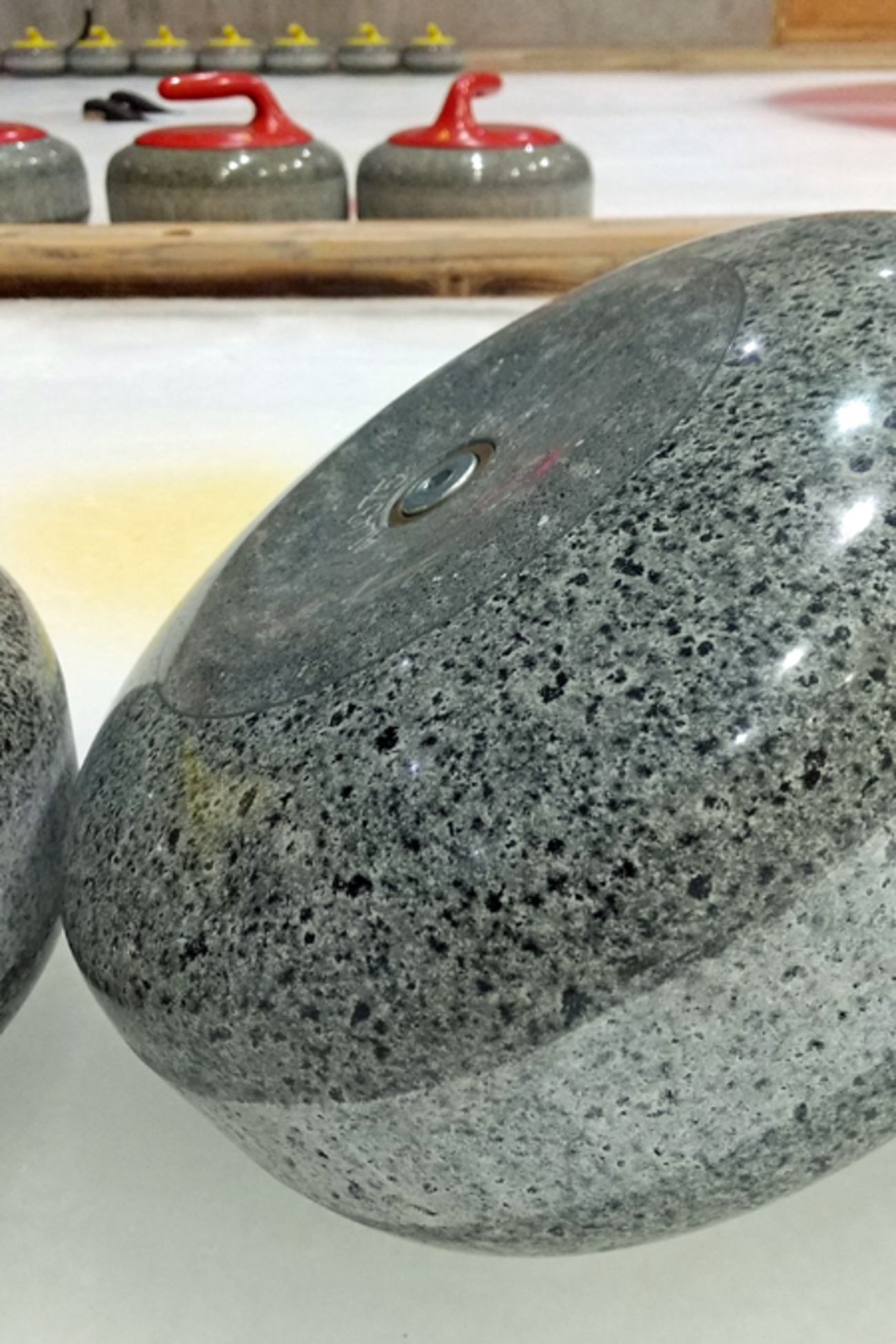 カーリングストーンのランニングエッジ（解答編） - 青森県庁