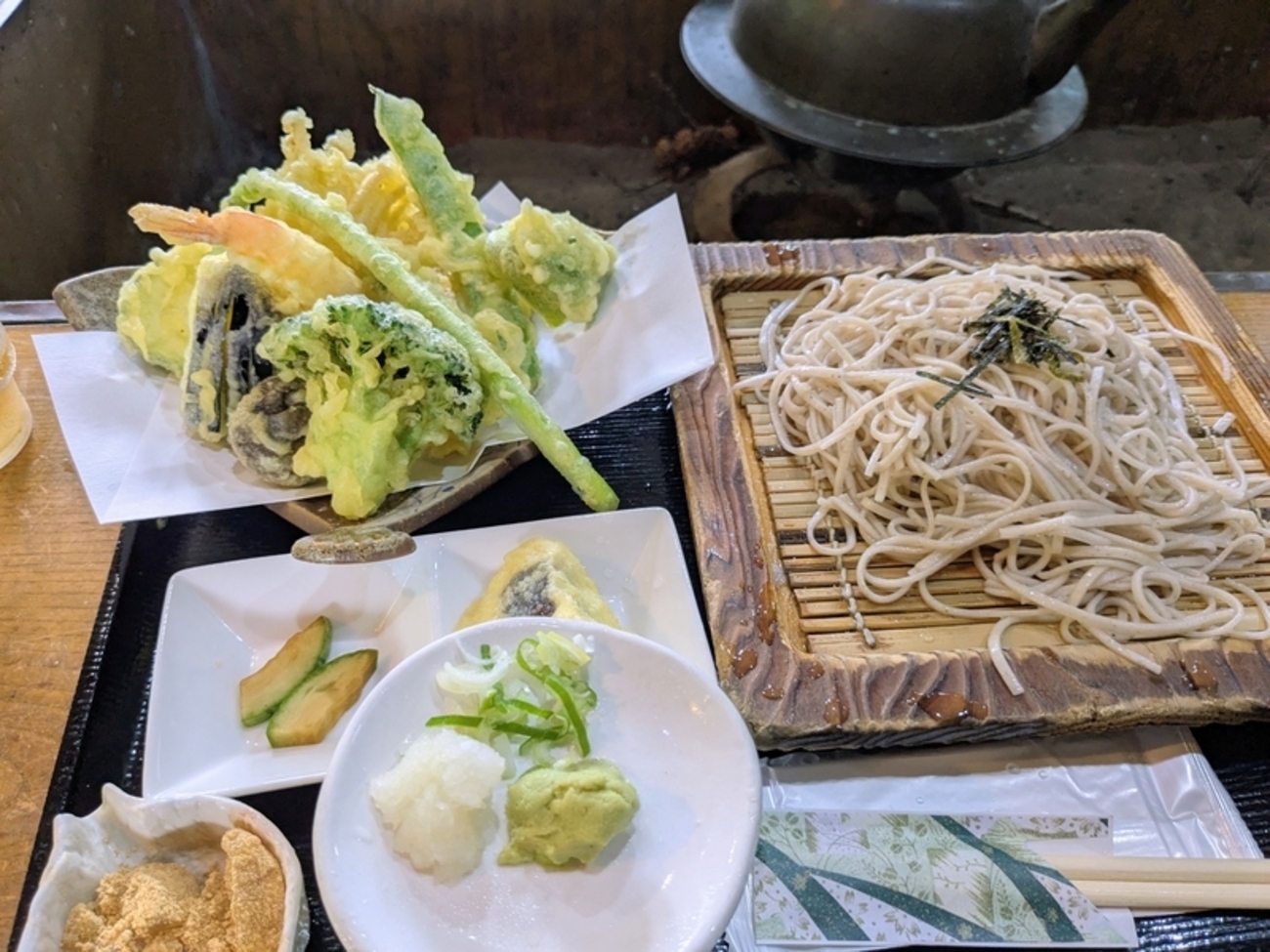 蓼科旅行④】白樺湖近くの手打ち蕎麦屋「山喜」で十割蕎麦 - sirokuroomochiののんびり生活