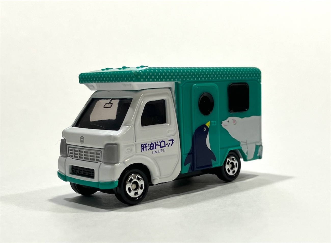 トミカ 肝油ドロップ号 - 3インチのジャーナル