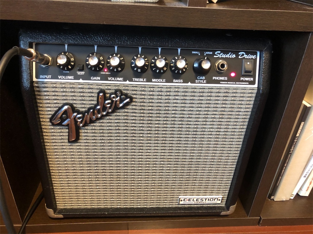 居間用アンプ Fender SD-15CE - 気ままにひとり言