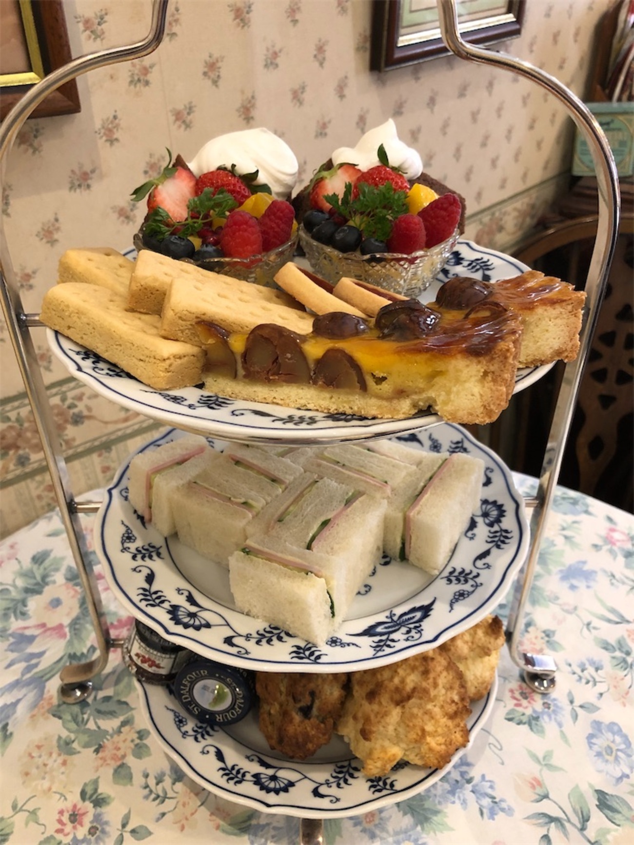 スリー チムニー ズ