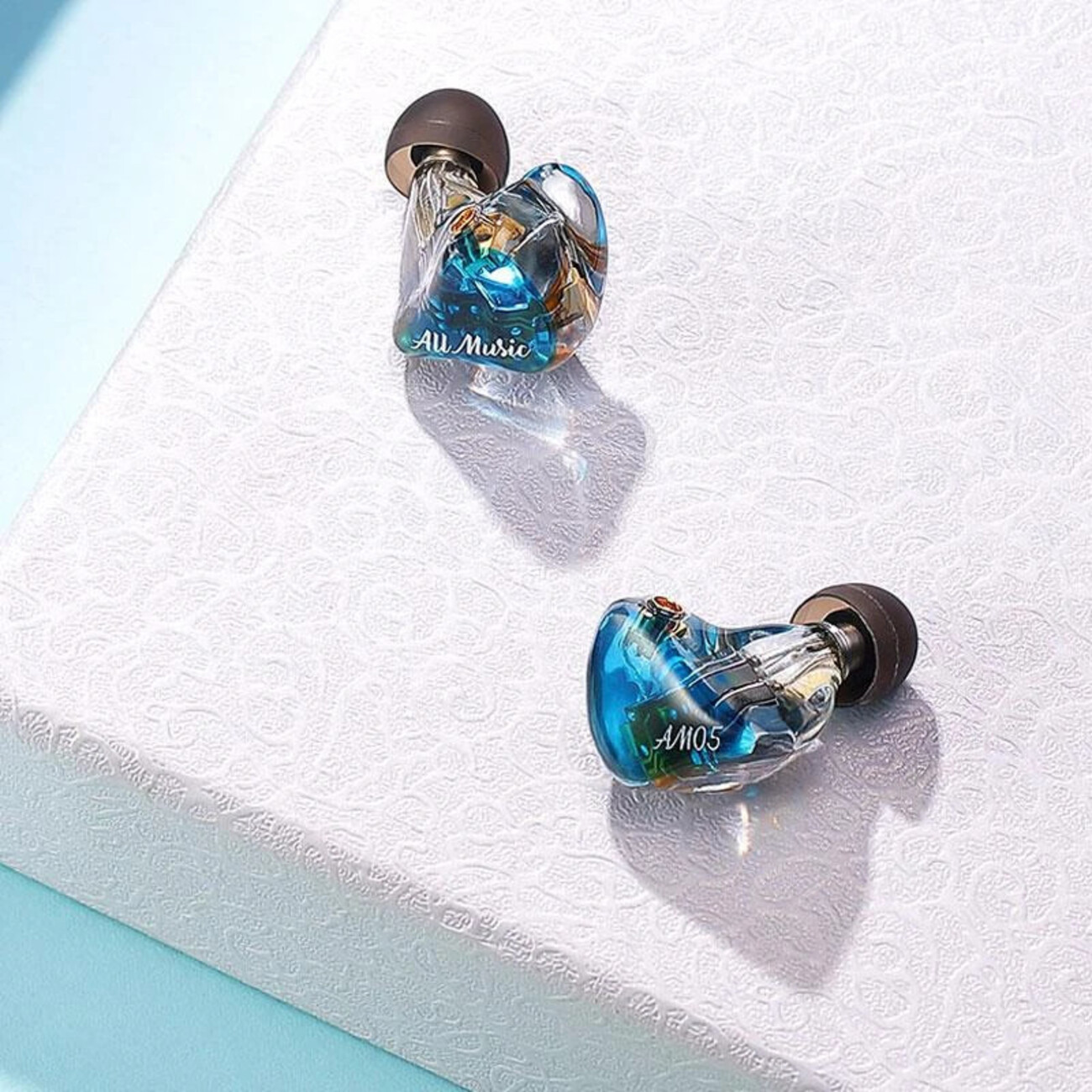 Chi-fi earphones review】iBasso AM05: The transparent and
