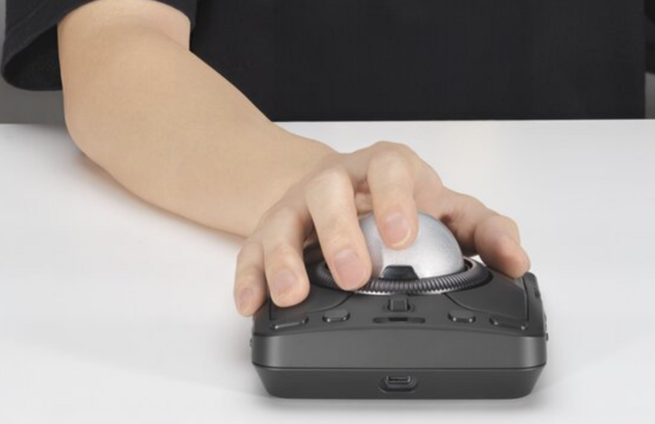 ガジェット】肩こり勢、注目。Kensington「Expert Mouse TB800 EQ」は 