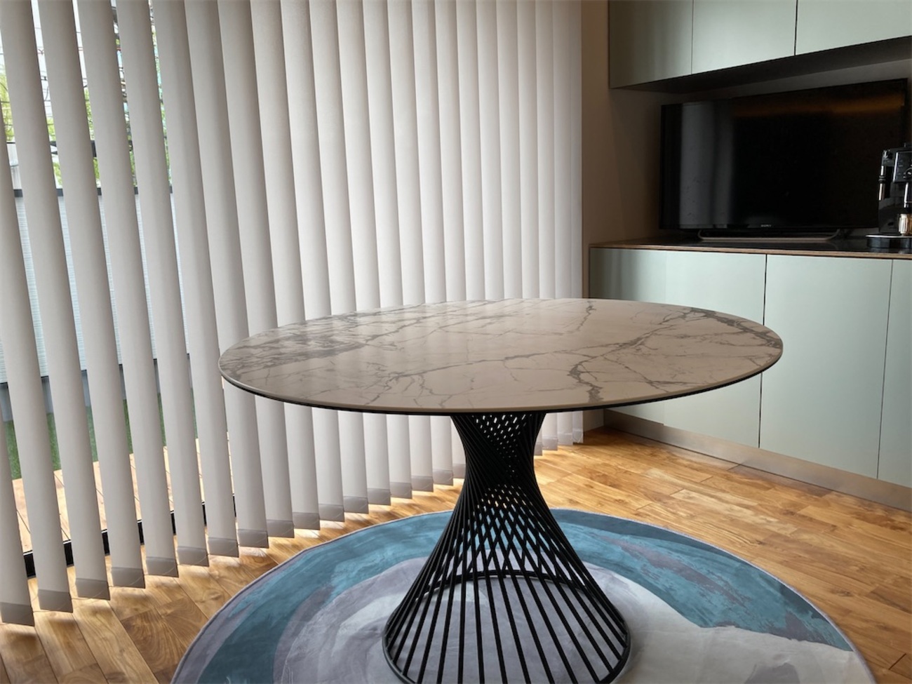 我が家のダイニングテーブルをご紹介【Calligaris VORTEX】 - Atrium House