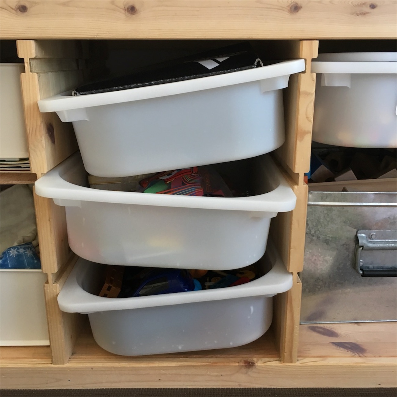 IKEAのトロファストの引き出しが使いにくすぎた結果・・・ - ライフ 
