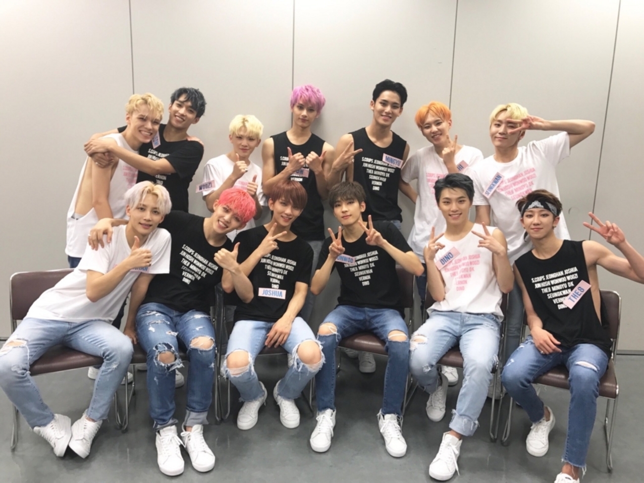 2017 SEVENTEEN 1ST WORLD TOUR 