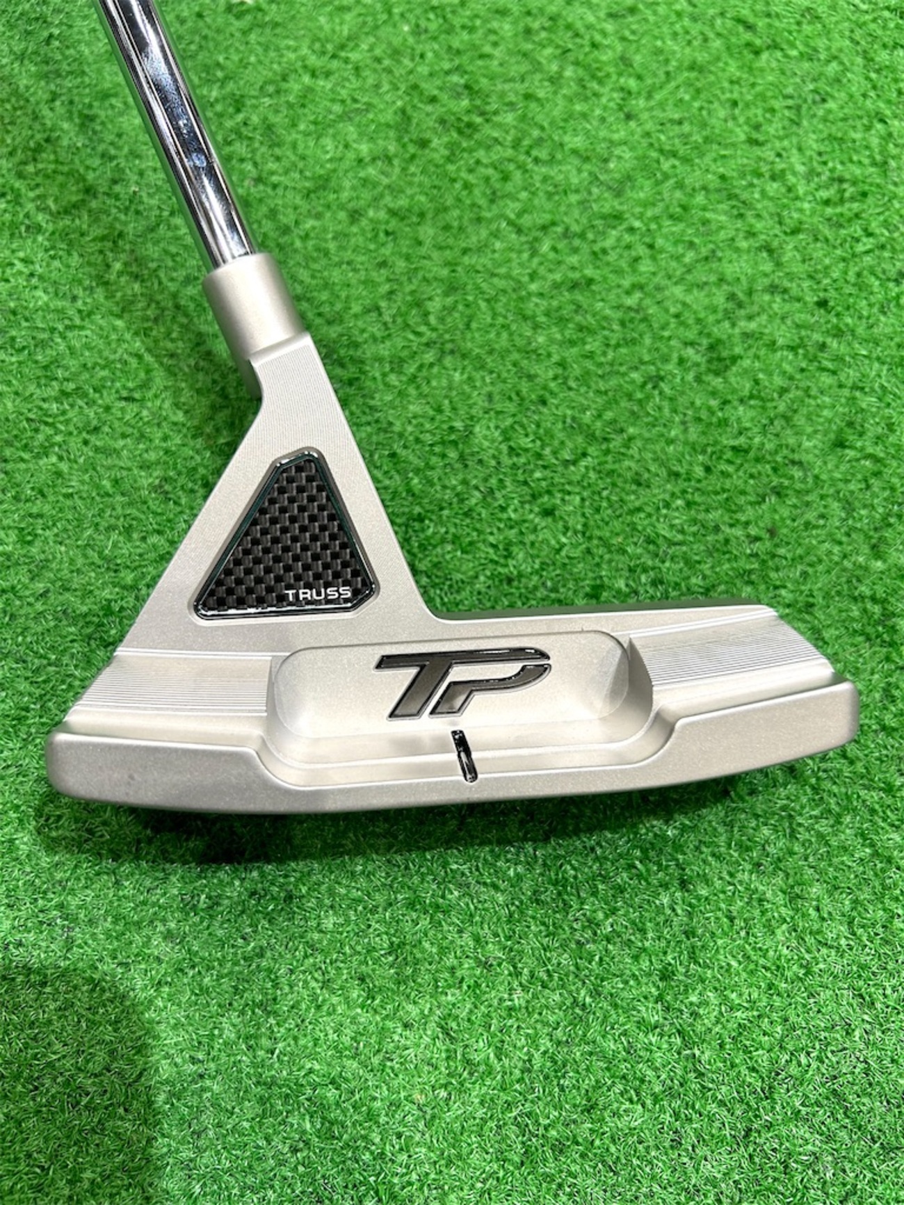 テーラーメイド 2023 TP 波打ち トラスヒール B1TH パター 右用 日本仕様