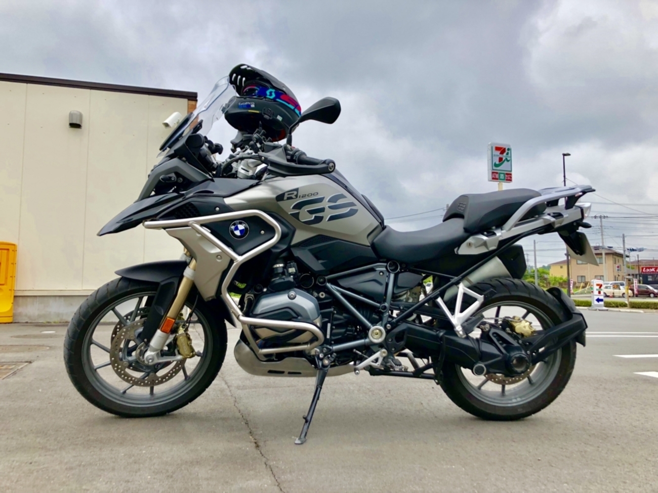 TOURATECH ラジエータープロテクター(ブラック) , エンジンアンダー 