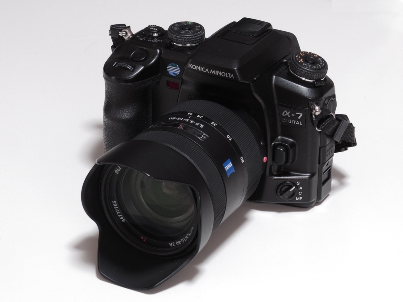 KONICA MINOLTA α-7 Digital 一眼レフ 【公式通販】