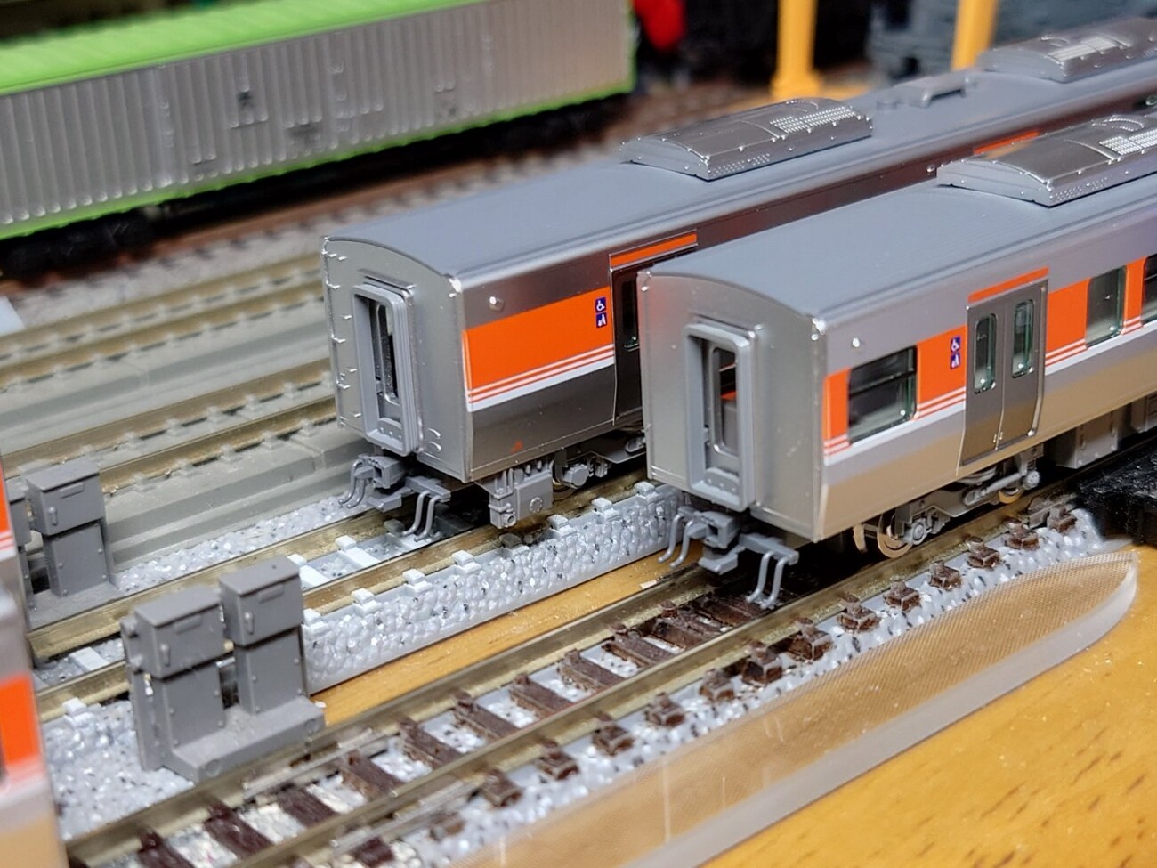 315系3000番台付属パーツ取付 - S56製作所