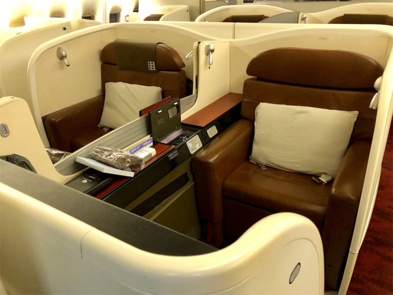 JAL  ハッピ ファーストクラス機内で着用 ノベルティ JAL ファーストクラス ノベルティ 法被ハッピ - メルカリ